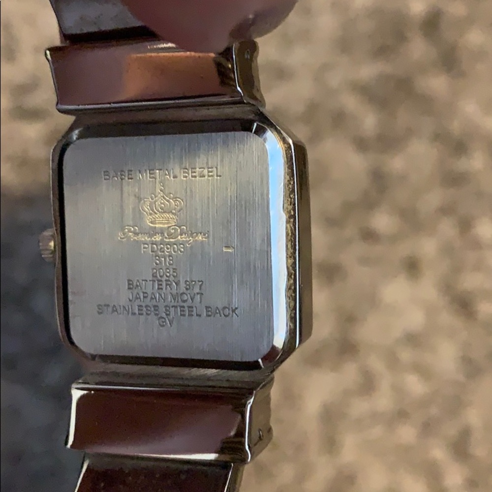 Watch - Picture 4 of 4